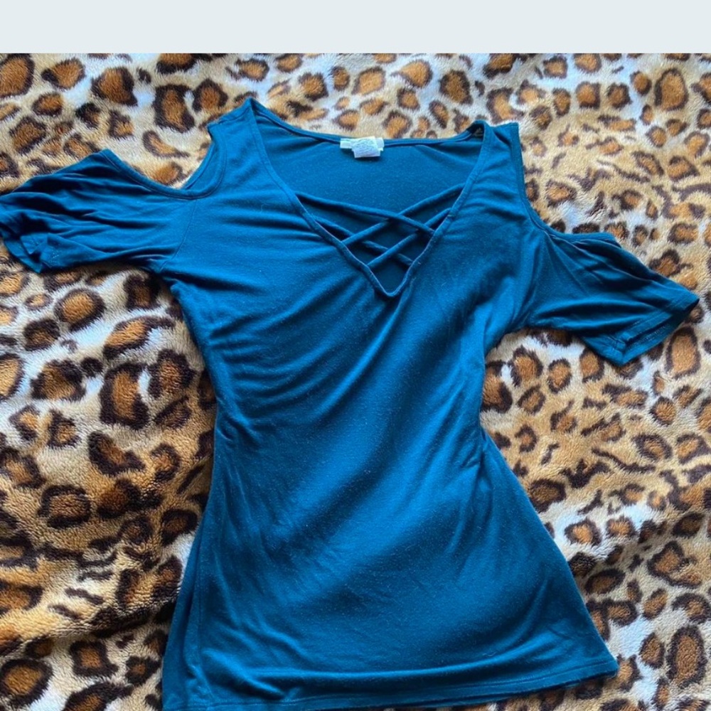 Blue Flutter Sleeve Fitted Blouse
